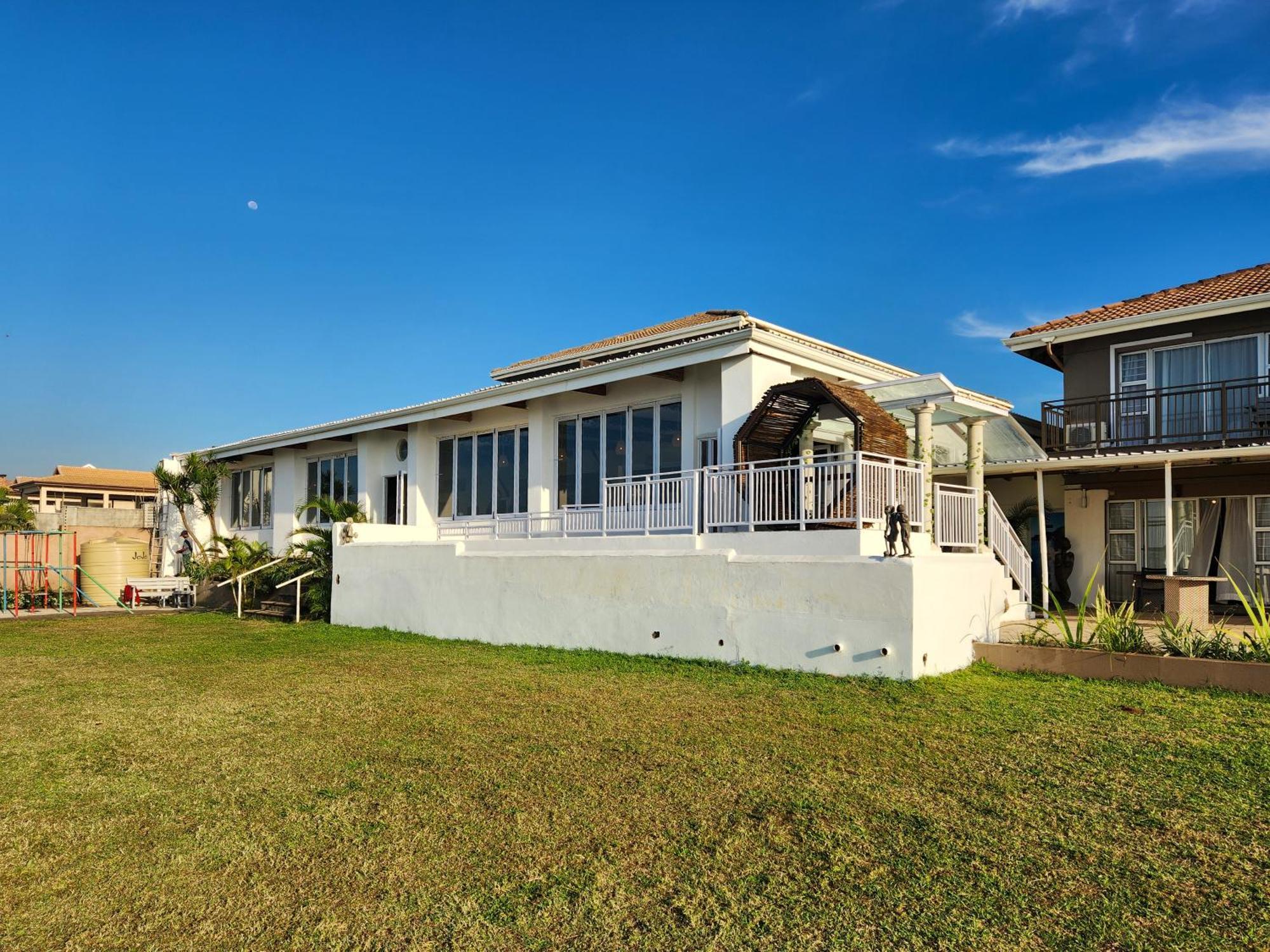 305 Guest House Amanzimtoti Εξωτερικό φωτογραφία